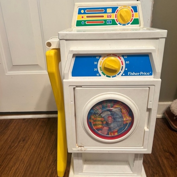Vintage Fisher Price Washing Machine - Picture 1 of 4